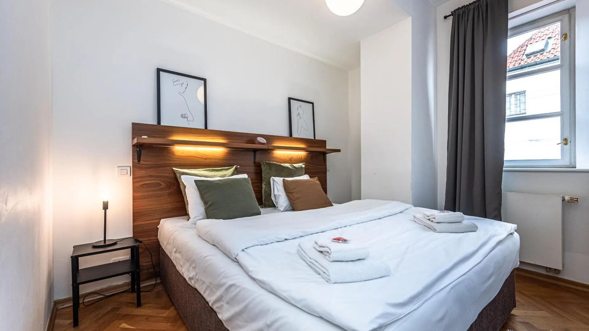 Charles Apartments In Old Town Prague