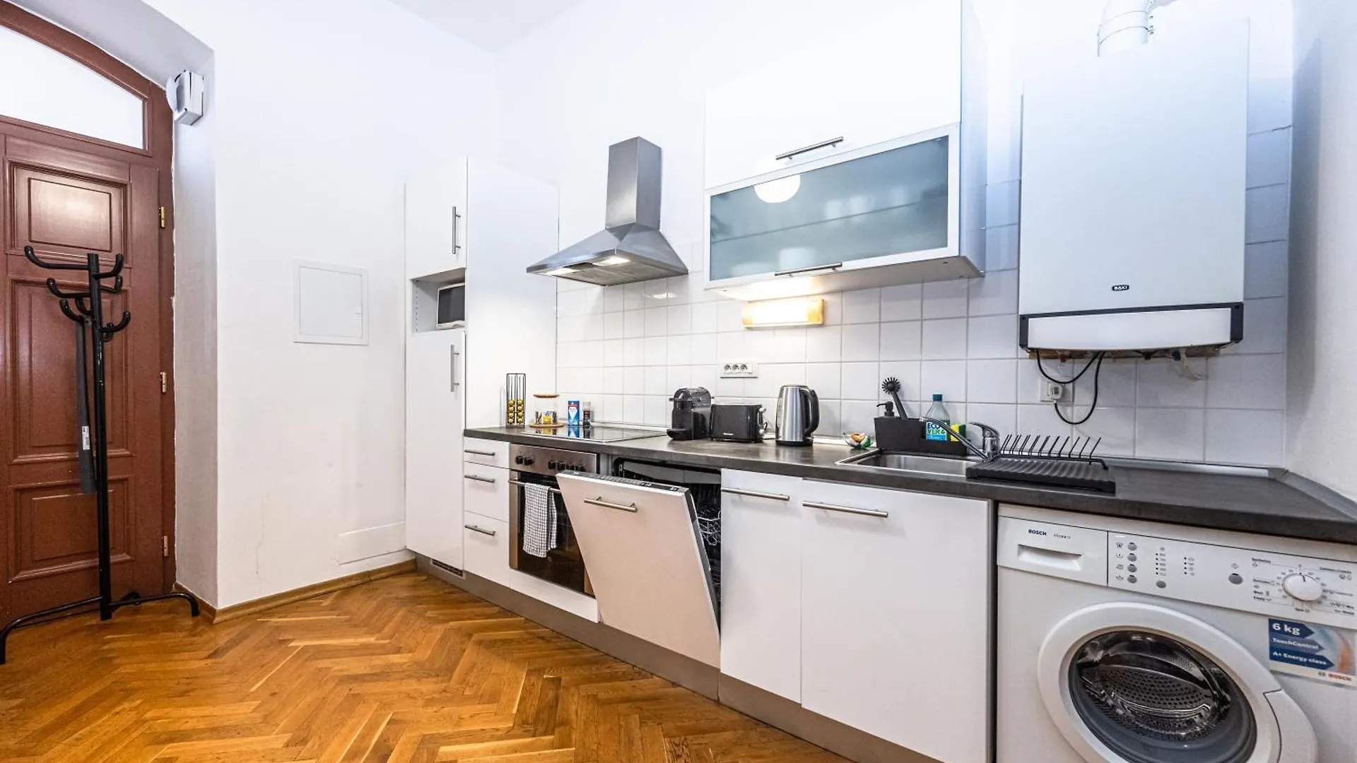 Charles Apartments In Old Town Prague