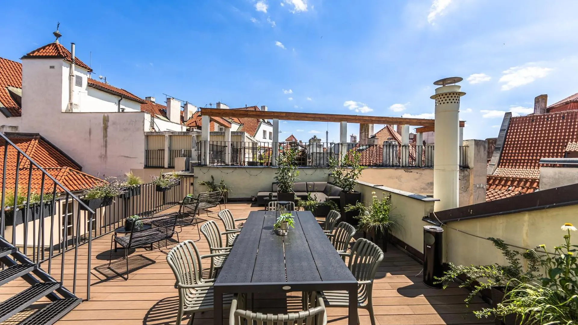 Charles Apartments In Old Town Prague